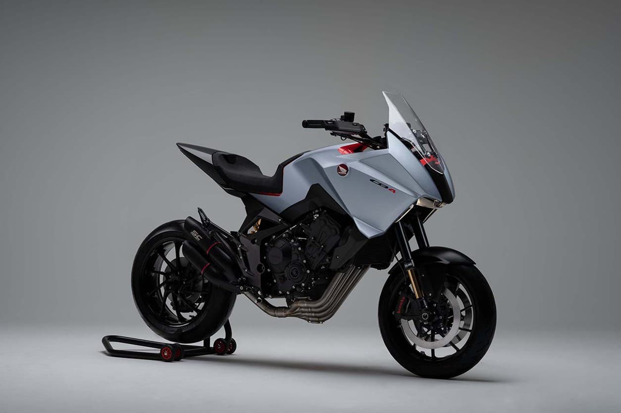 Супер-«сибиха»: на EICMA дебютировал футуристичный кроссовер Honda — 1