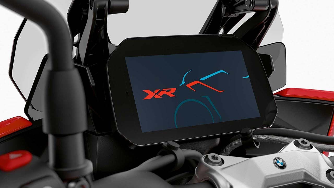 Para XeRos: BMW показала новые кроссоверы — 12
