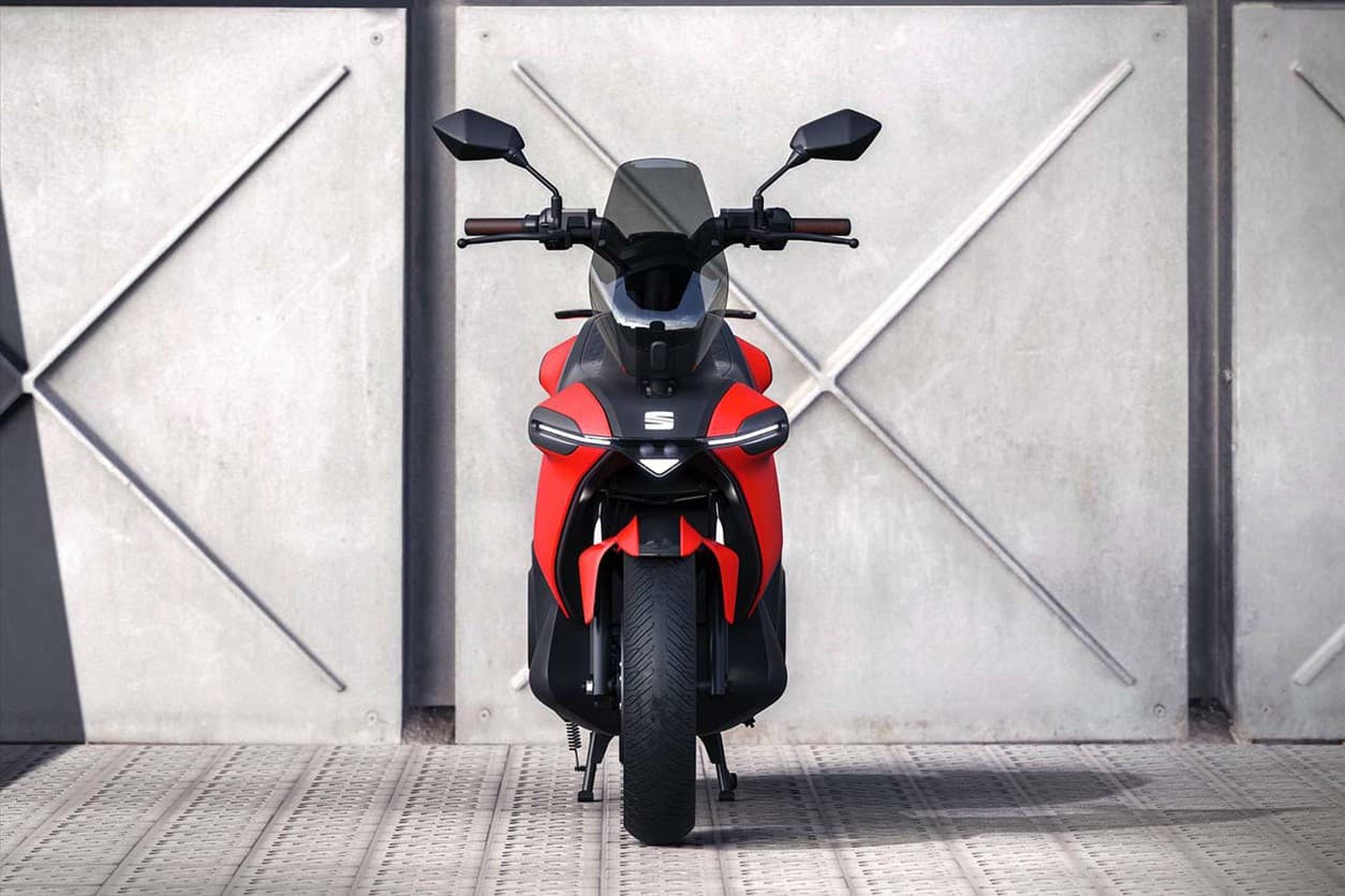 От автомобилей к электроскутерам: у SEAT появились двухколесные новинки — 7