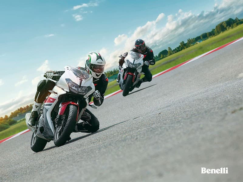 В Китае анонсировали новый Benelli 302R — 4