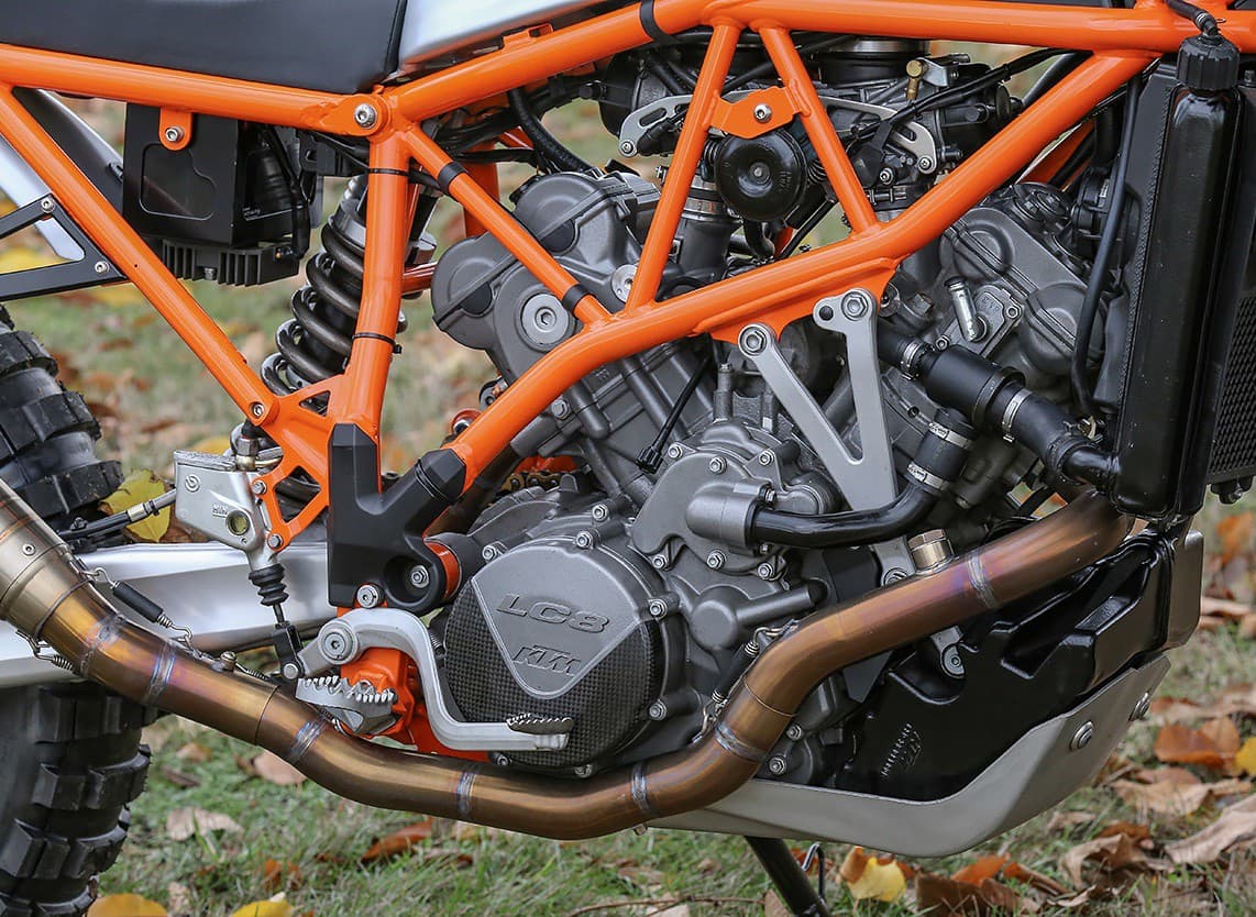 Теория одичания: свирепый KTM 950 Super Enduro стал еще круче — 10