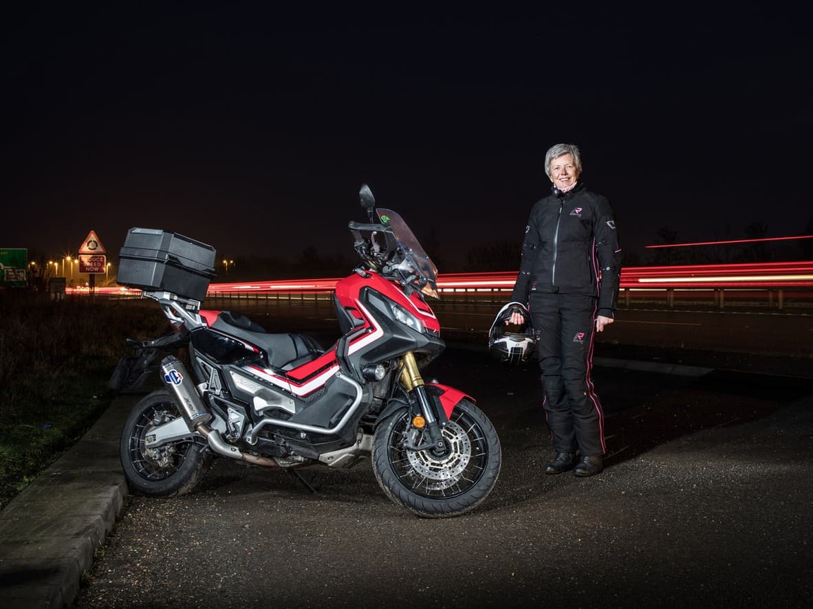 How to ride a motorbike at night — 4