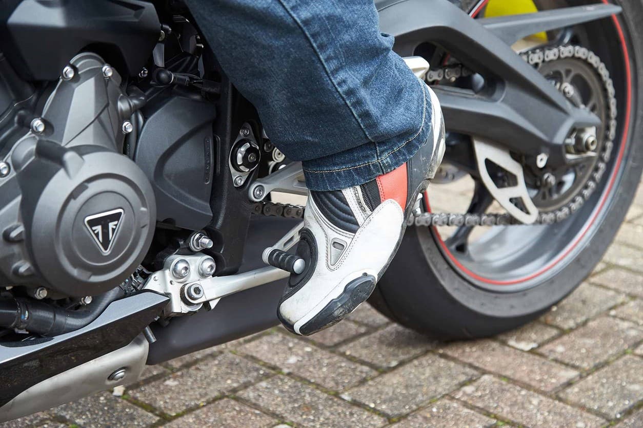 How to ride a motorbike — 8