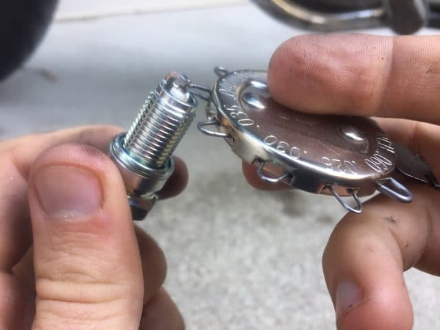 How to the Change the Spark Plugs on a Motorcycle — 10