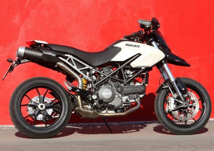 A Closer Look at the Ducati Hypermotard 796 — 2