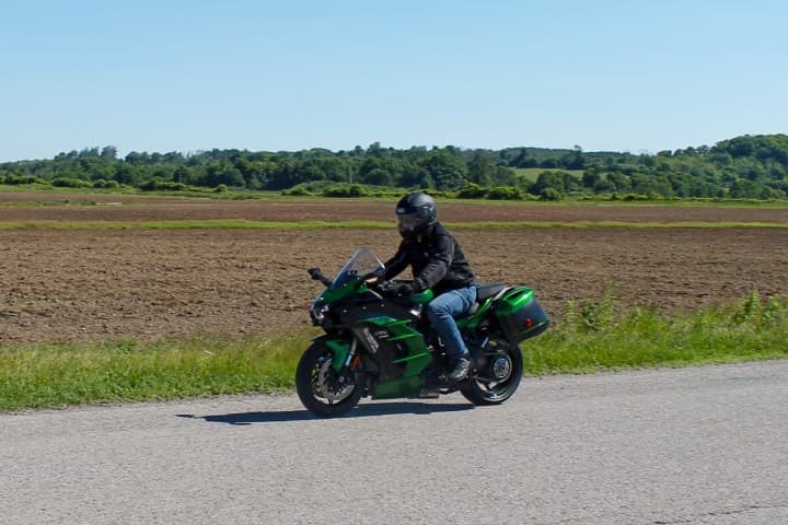TEST RIDE: — 8
