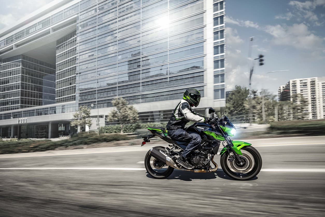 Призрак «ниндзи»: дебютировал нейкед Kawasaki Z400 — 4