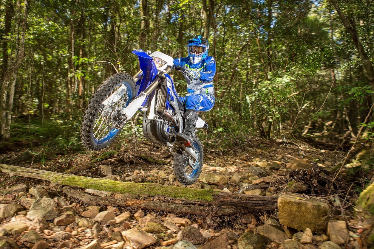 На российский рынок выходит новый эндуро Yamaha WR450F — 2