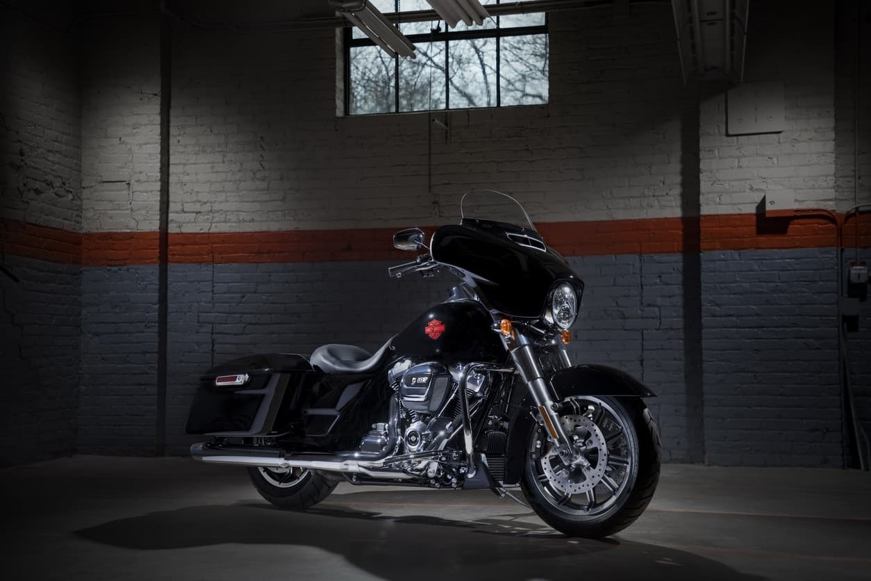 С возвращением, «электричка»: представлен Harley-Davidson Electra Glide Standard — 2