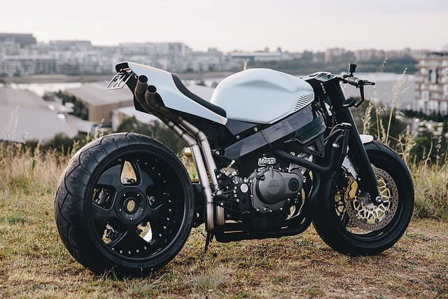 Кастом Honda CBR954RR — 11