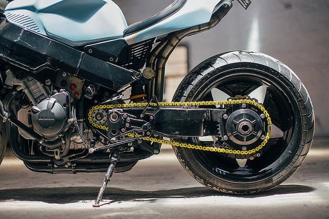 Кастом Honda CBR954RR — 6