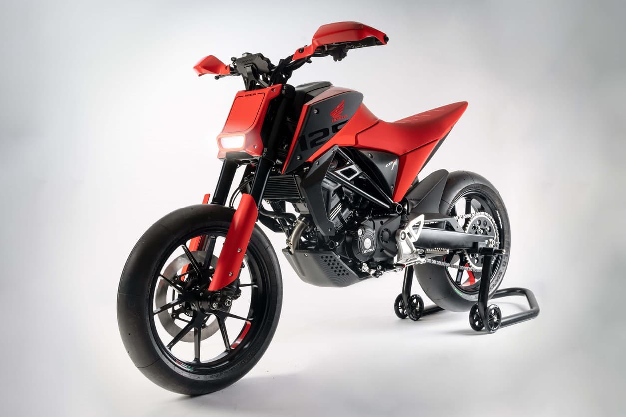 Микро-атака: Honda представила маленький турэндуро и супермото — 11