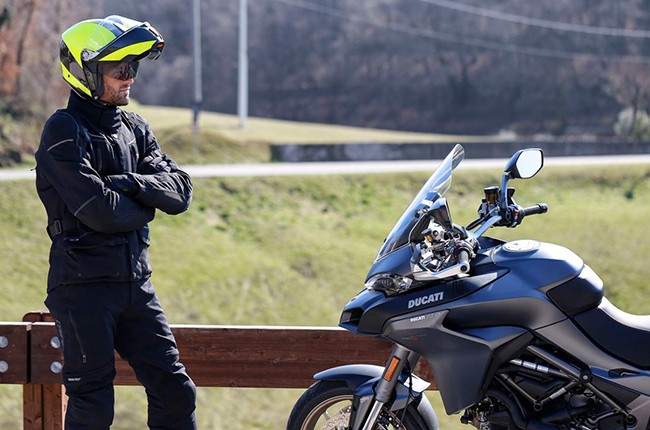 How to Choose the Safest Motorcycle