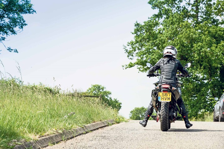 Stopping, Starting and Holding a Motorcycle on a Hill