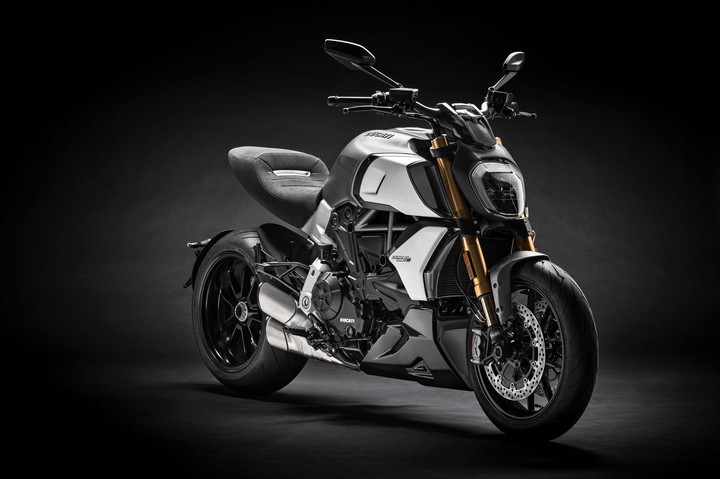 Ducati Diavel 1260 признали шедевром