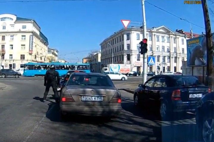 Странный мотоциклист