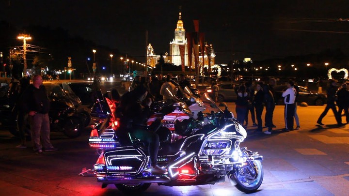 Москвичи пожаловались на мотоциклистов