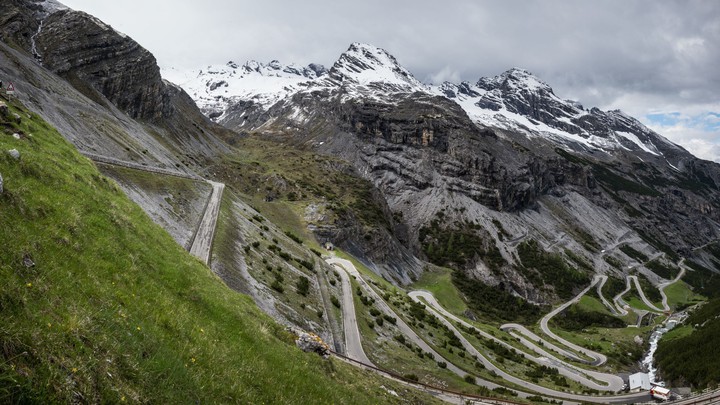 Watch These Breathtaking Views Of The Stelvio Pass