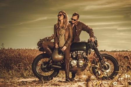 An American biker decides to travel the world...