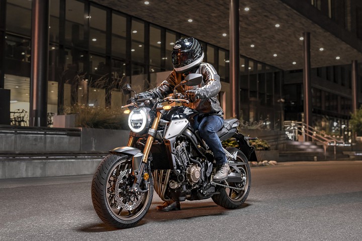 Кафе в восторге: Honda превратила бюджетный нейкед в CB650R