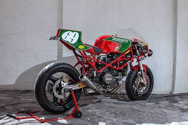 Ducati Ulster: Вы только посмотрите на этого красавца!