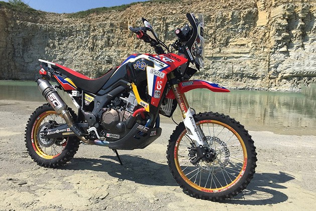 Honda Africa Twin: королева отправляется на войну