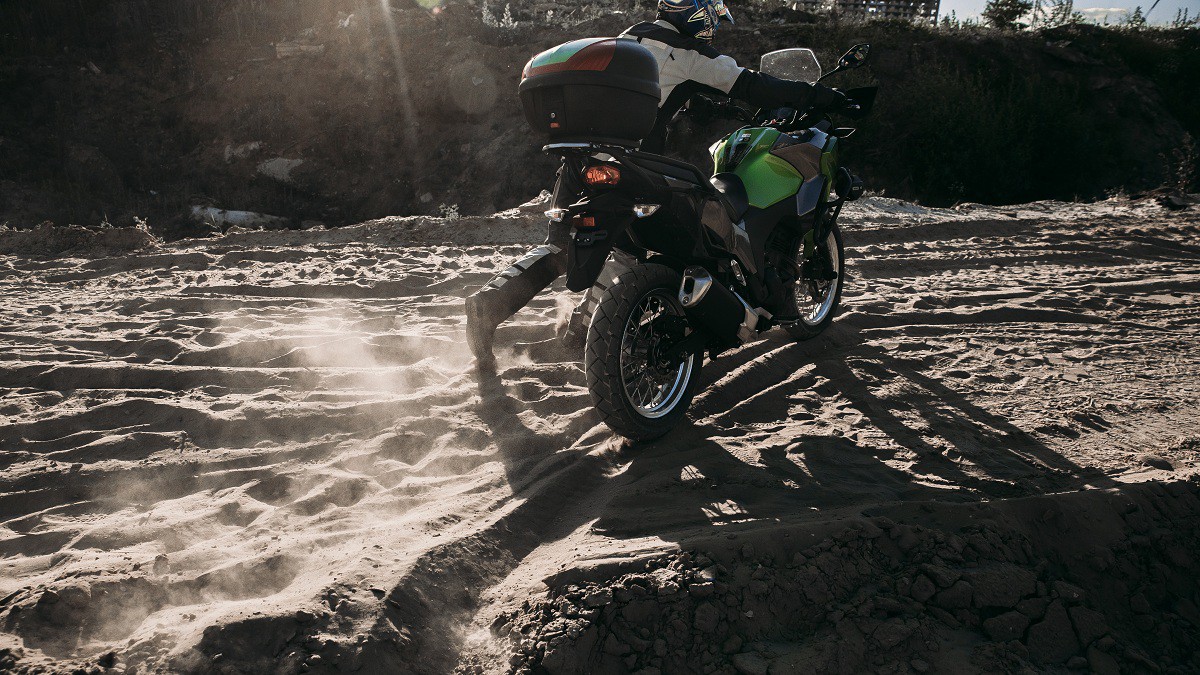 Тест BMW G310GS и Kawasaki Versys-X 300: Два по триста