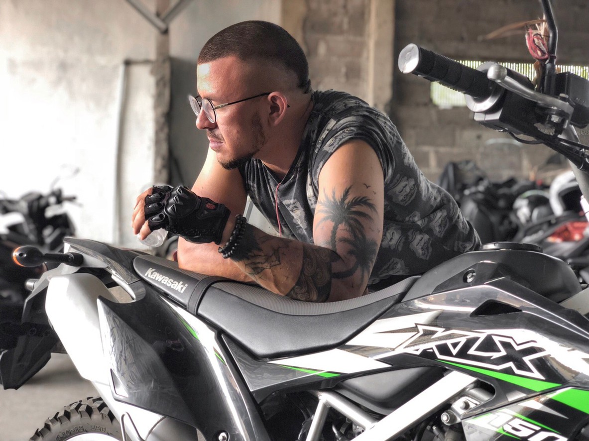 Артём Воронков бросил всё и стал путешественником