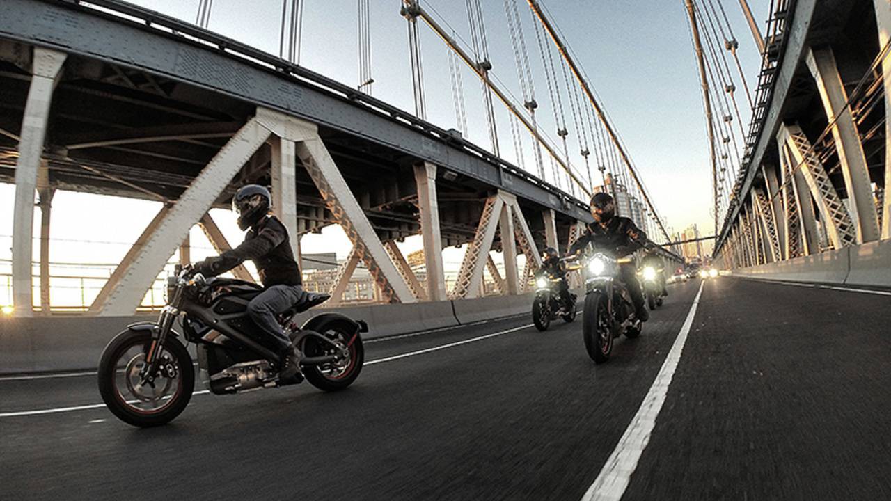 12 Reasons to Ride A Motorcycle