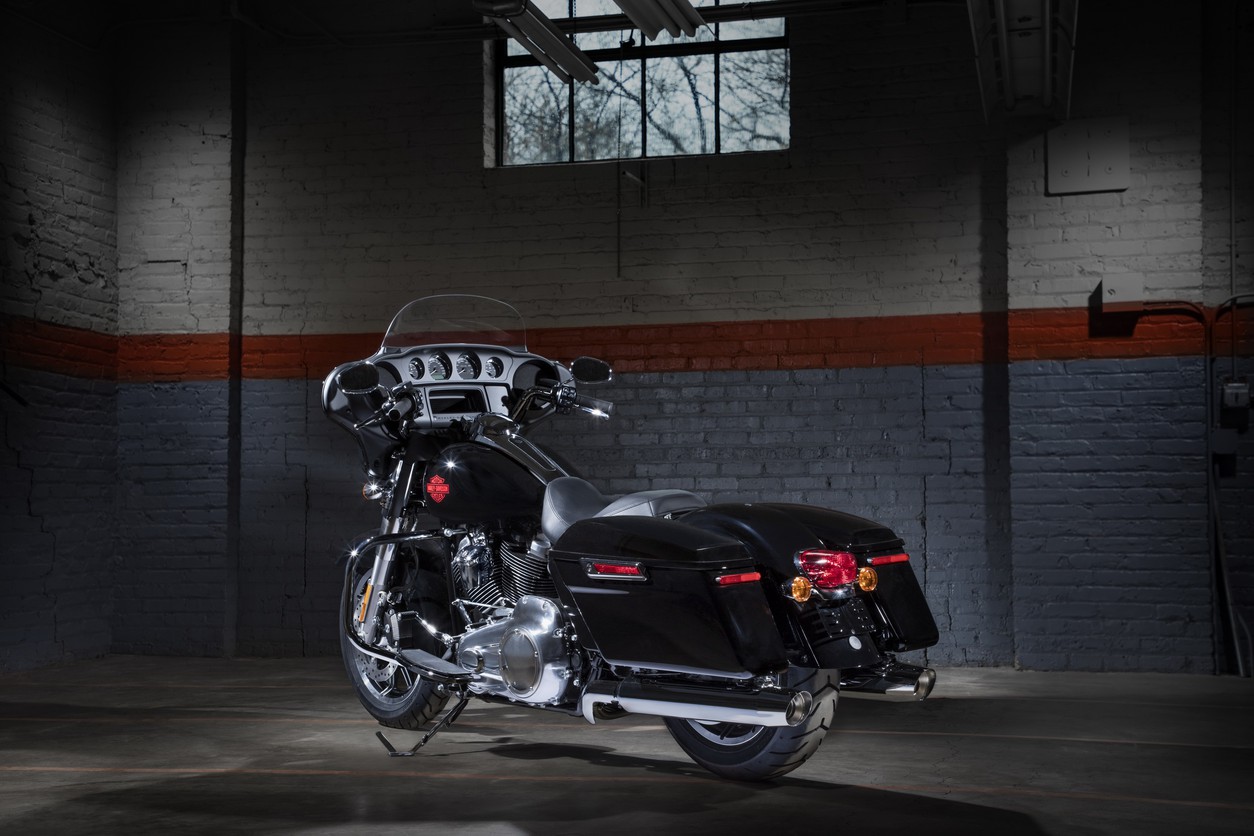 С возвращением, «электричка»: представлен Harley-Davidson Electra Glide Standard