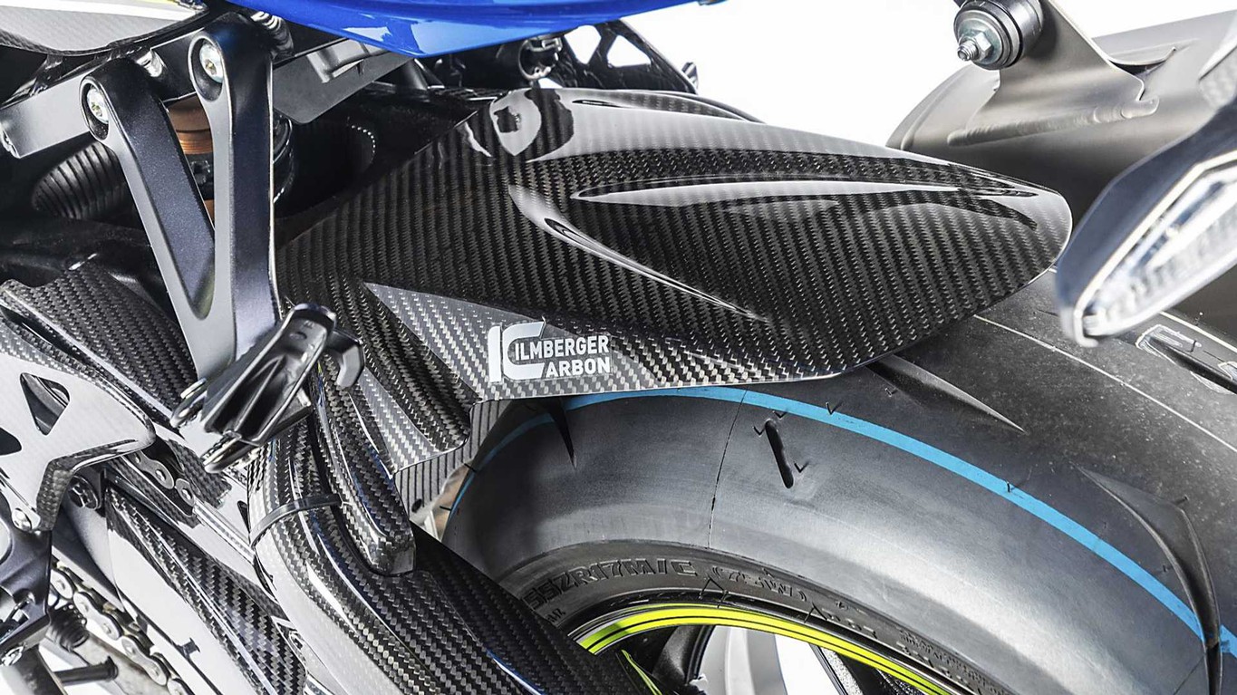 Супер-«Джиксер»: тюнинг спортбайка Suzuki от карбоновых гуру