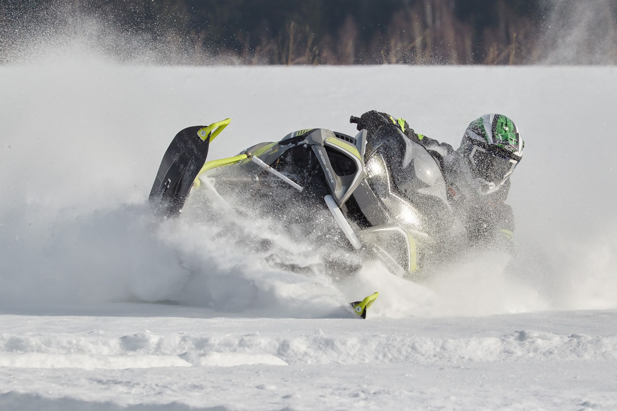 Тест Yamaha Sidewinder: А теперь - турбо!