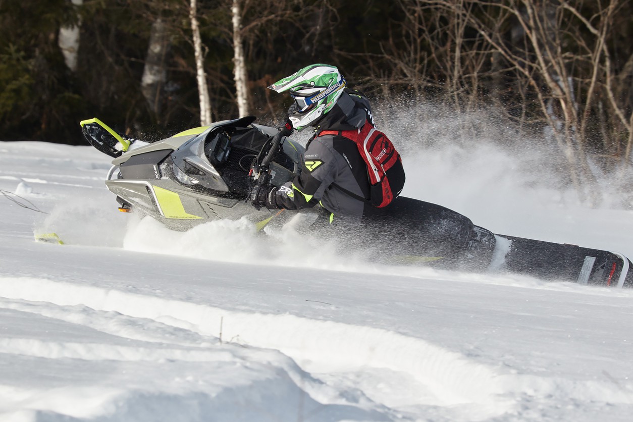 Тест Yamaha Sidewinder: А теперь - турбо!