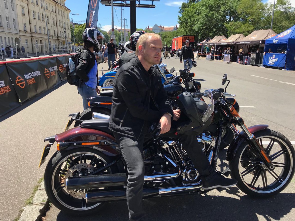 115 Harley Davidson - Praha.