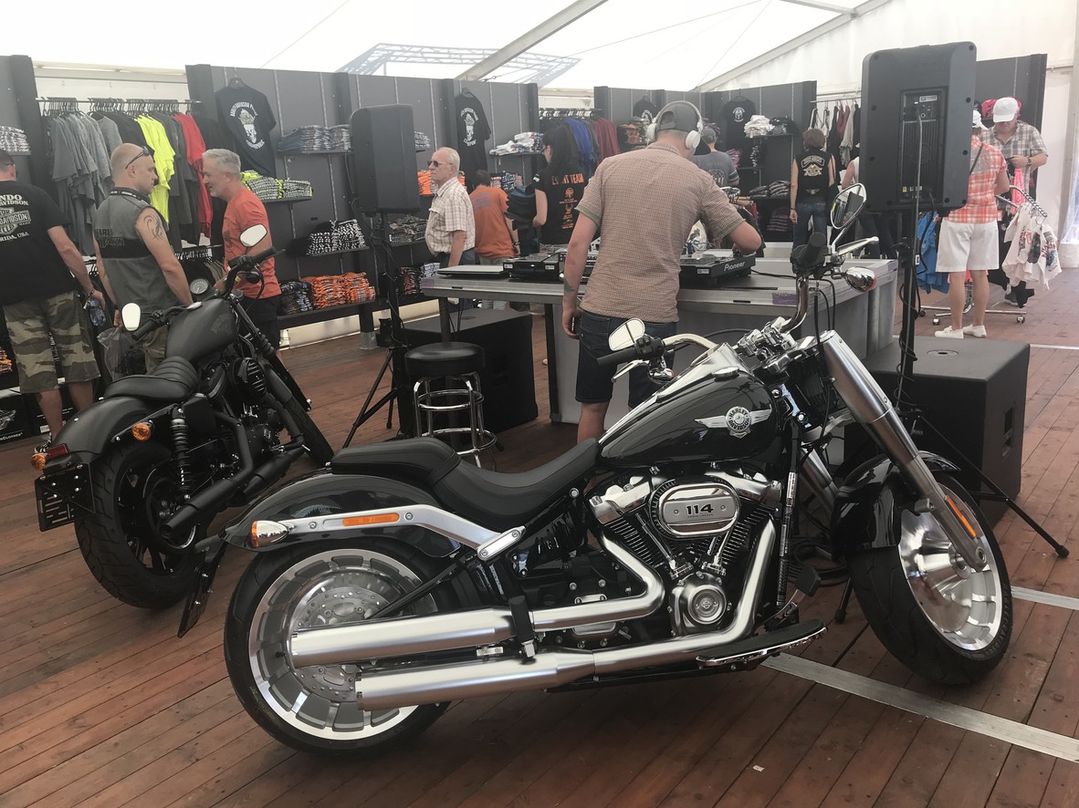 115 Harley Davidson - Praha.