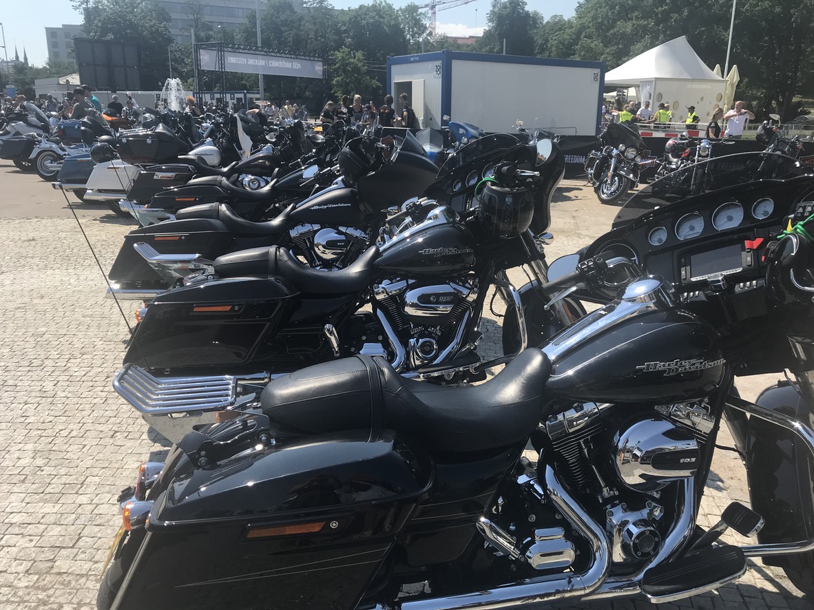 115 Harley Davidson - Praha.