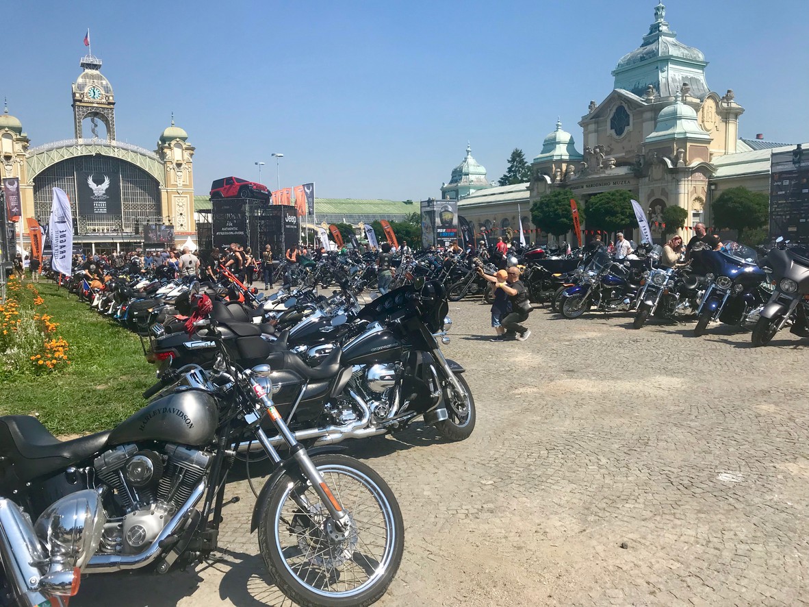 115 Harley Davidson - Praha.