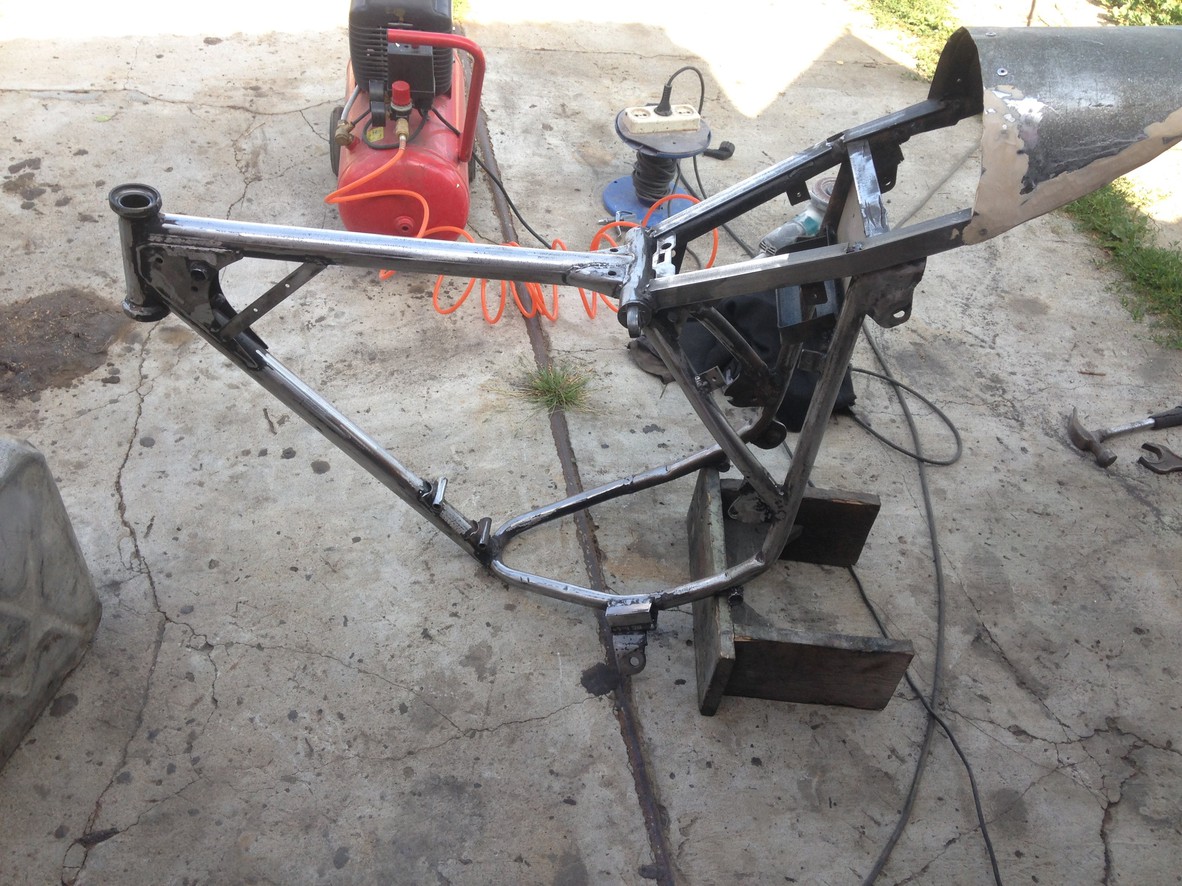 Cafe Racer из старого Ижа