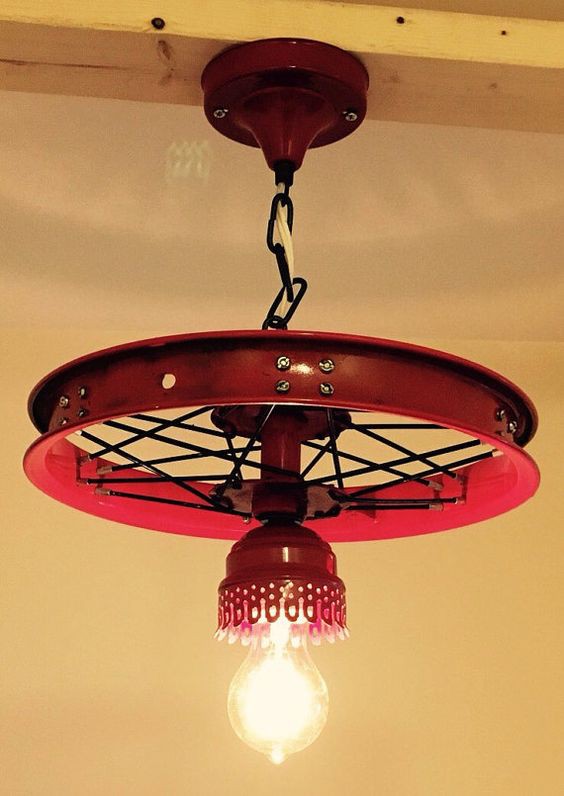 Если вы ещё не решили проблему с освещением гаража