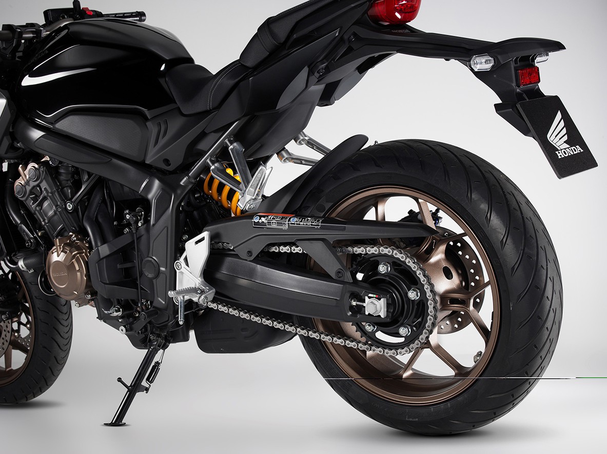 Кафе в восторге: Honda превратила бюджетный нейкед в CB650R