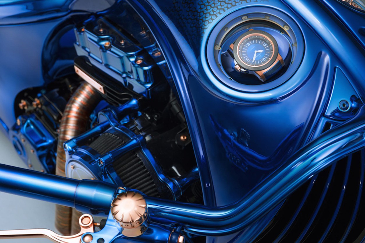 Harley Davidson за $1.8 млн. долларов