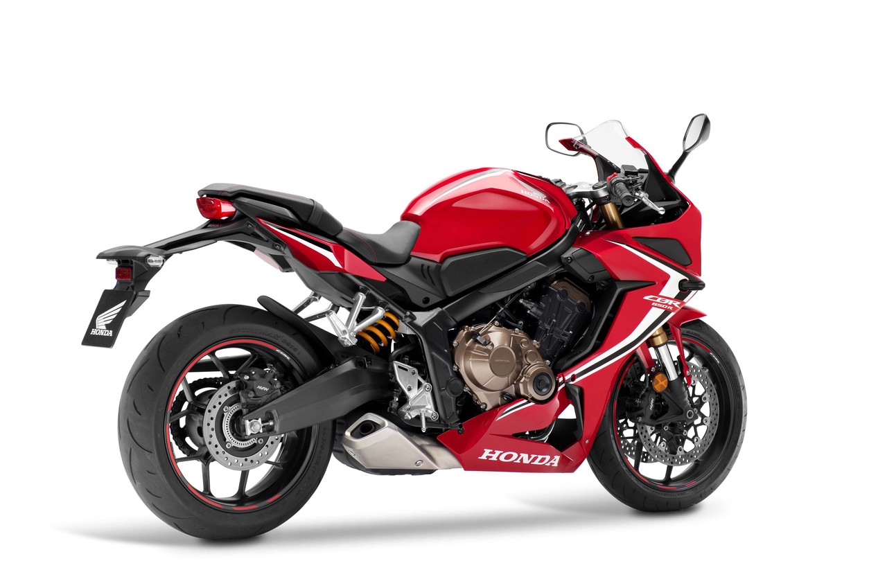 R вместо F: Honda представила CBR650R
