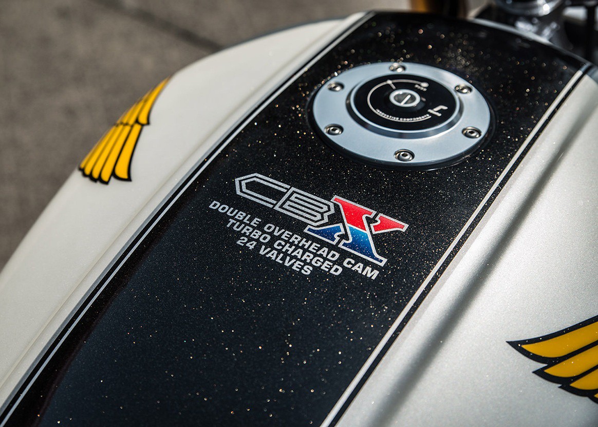 Турбомонстр: Honda CBX превратилась в свирепый дрэгстер