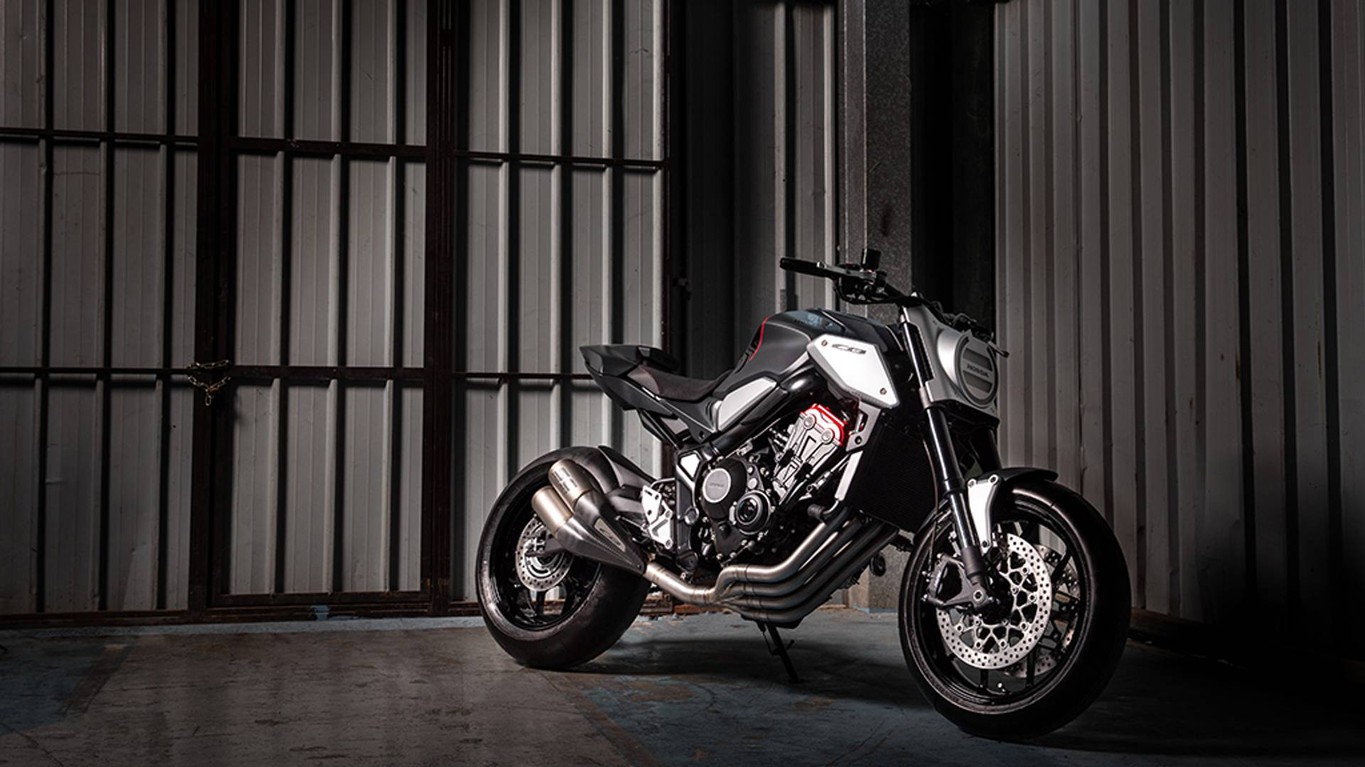 Honda над Парижем: дерзкий Neo Sports Cafe намекнул на новый нейкед