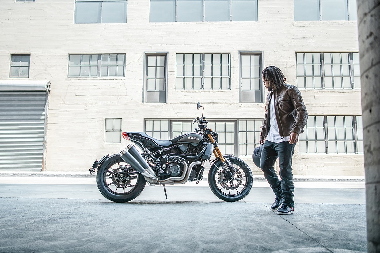 Самый быстрый Indian: дебютировал стрит-трекер FTR1200 и FTR1200 S