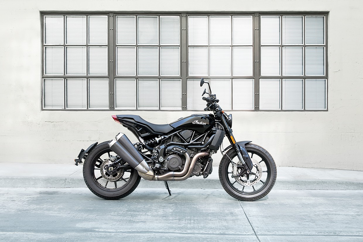 Самый быстрый Indian: дебютировал стрит-трекер FTR1200 и FTR1200 S