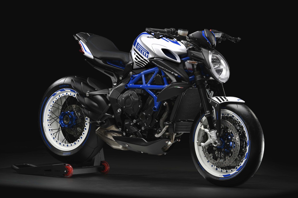Это божественно: MV Agusta и Pirelli представили произведение мотоискусства