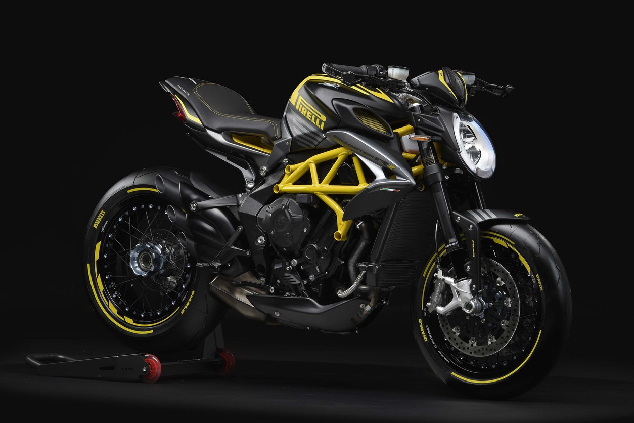 Это божественно: MV Agusta и Pirelli представили произведение мотоискусства